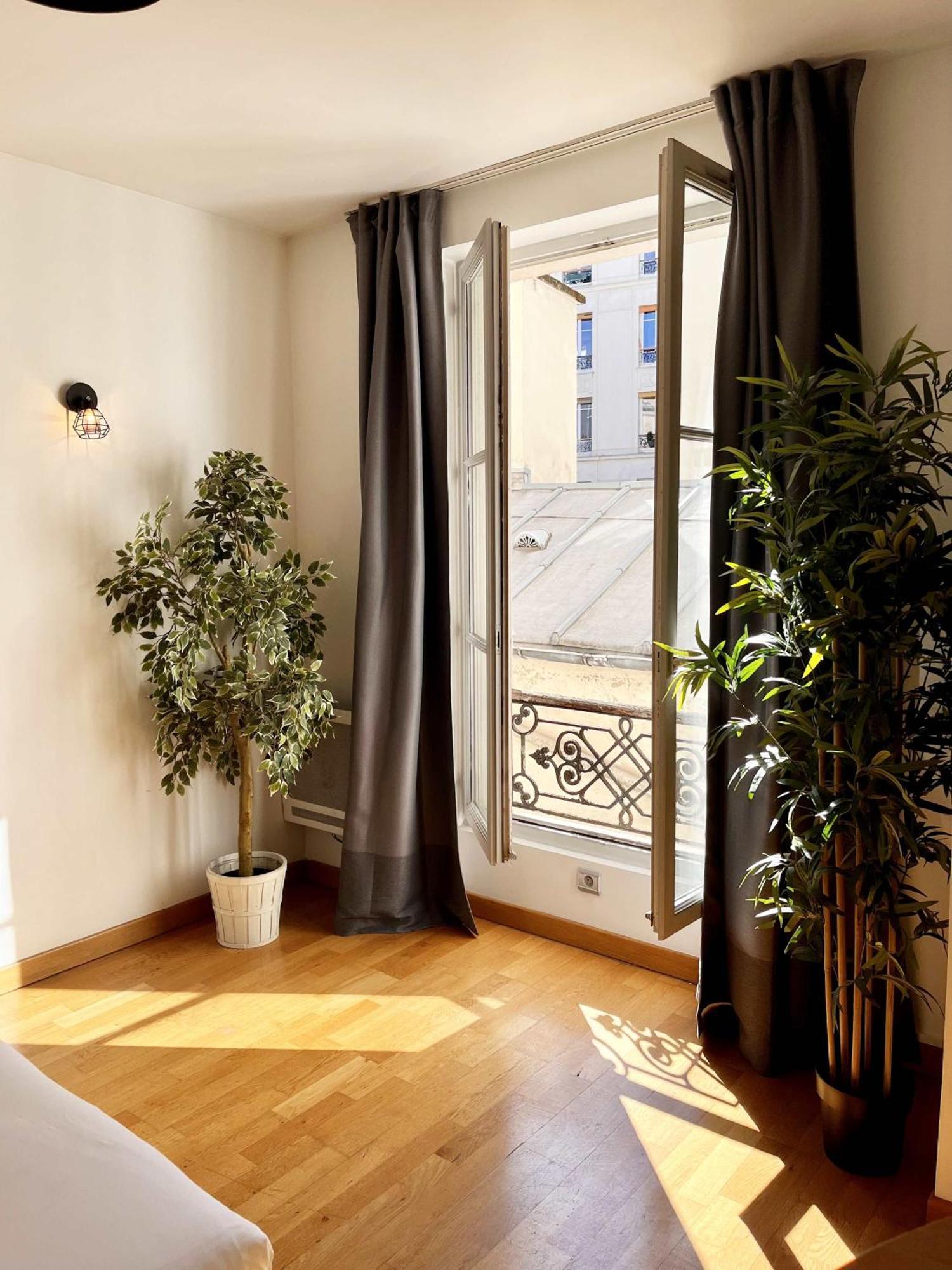 Appartement Service - En Face Du Musee - 5 *